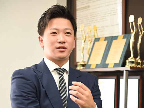 上農大輔の画像