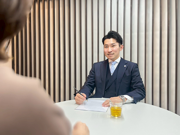 澤本祐吏の画像